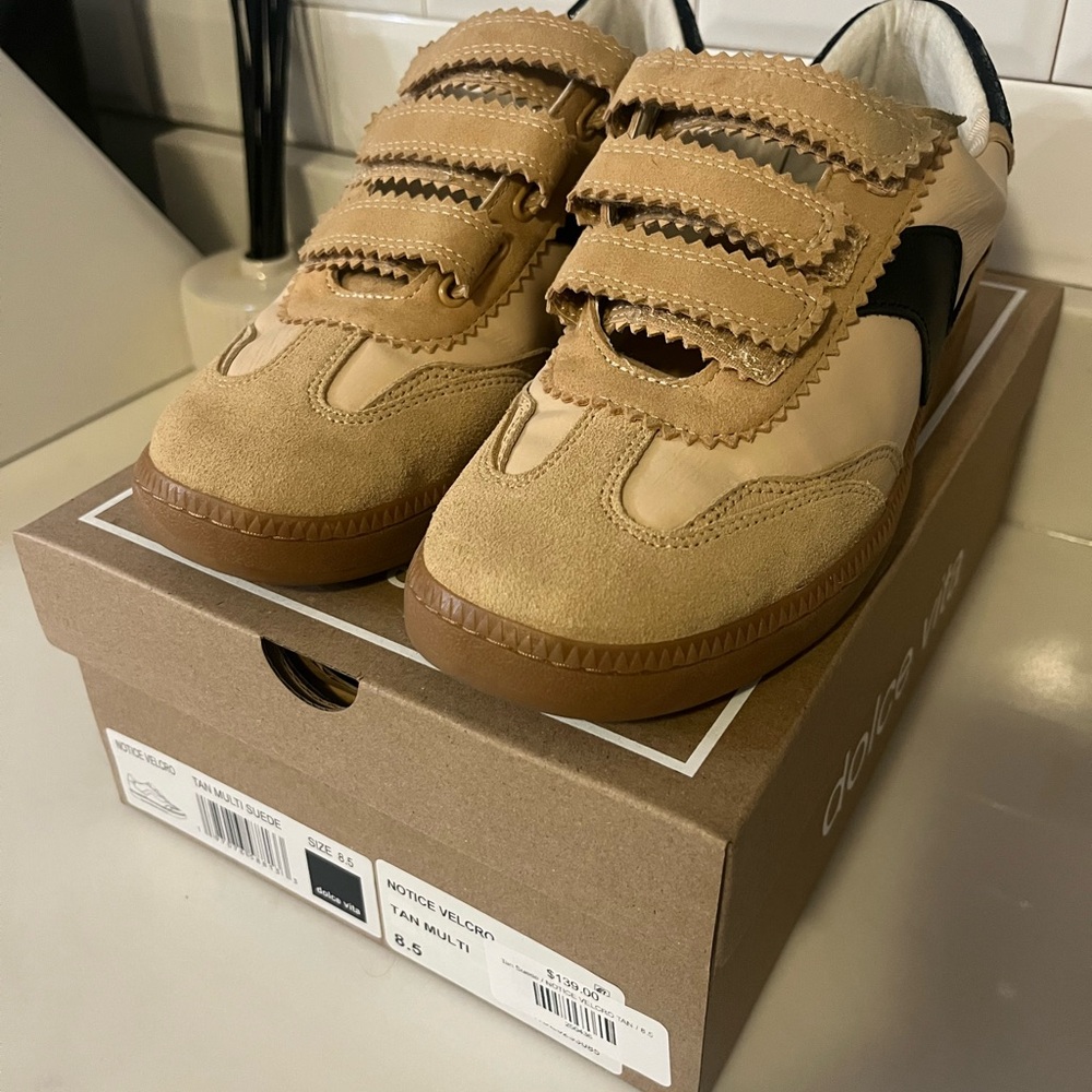 Dolce Vita Women’s Tan and Black Velcro Sneakers